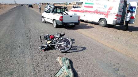 برخورد یکدستگاه وانت با موتور سیکلت در روستای زهیریه حویزه یک کشته برجای گذاشت