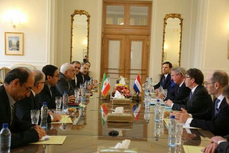 ظریف: پس از برجام چشم اندازهای توسعه روابط ایران و اروپا بوجود آمده است