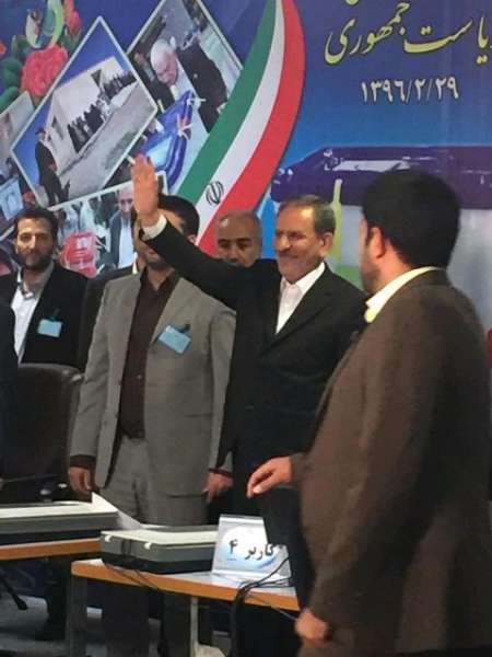 جهانگیری : آقای روحانی شخصیت اصلی جریان اصلاحات برای انتخابات است