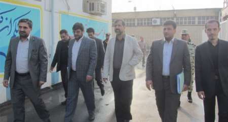 هیات اعزامی دادستانی کل کشور از زندانهای خوزستان بازدید کرد