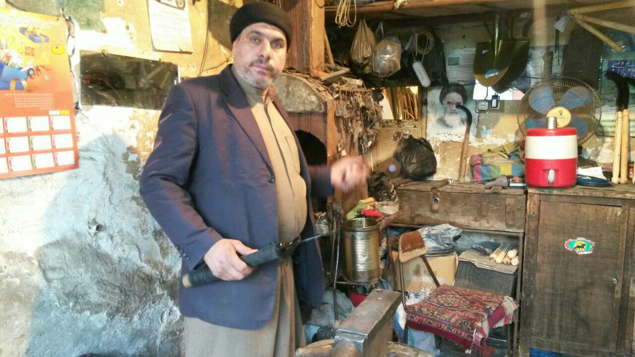 سیدباقر ، تنها آهنگر سنتی فلاحیه!