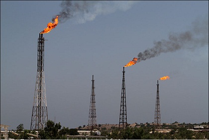 اعتراف دیرهنگام مدیرکل حفاظت محیط زیست خوزستان: ۶۰ درصد آلودگی هوای خوستان ناشی از فلرهای نفتی است