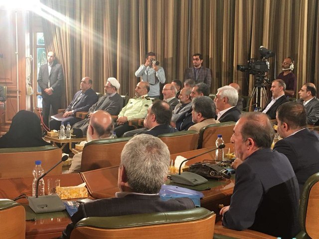 نجفی با ۲۱ رای شهردار و محسن هاشمی با ۲۰ رای رییس شورای شهر تهران شدند