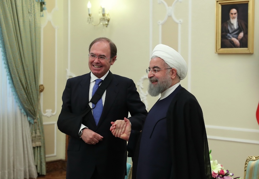 روحانی: برجام شرایط مناسبی برای ارتقاء روابط اقتصادی ایران و کشورهای اروپایی فراهم کرد