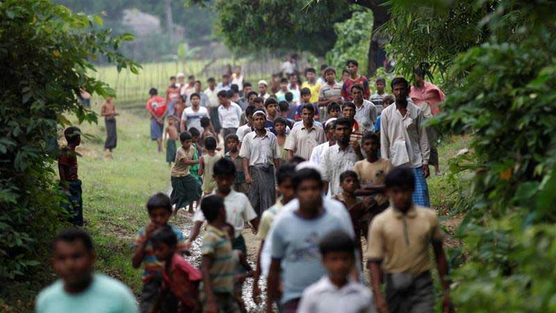 ارتش میانمار ، مسلمانان روهینگیا را به گلوله بست/۹۲ کشته از جمعه تاکنون