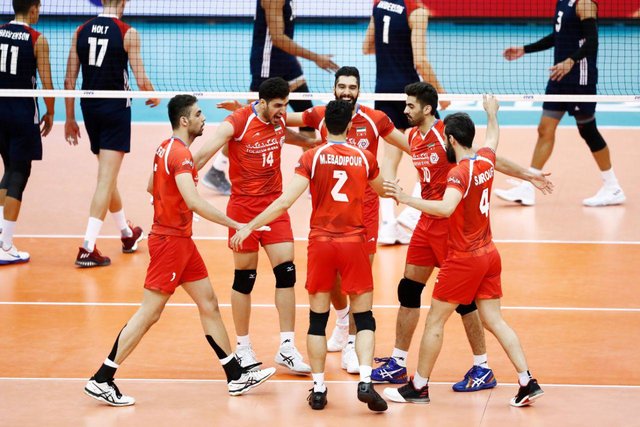 تیم ملی والیبال ایران با نتیجه ۳ بر ۲ آمریکا را شکست داد