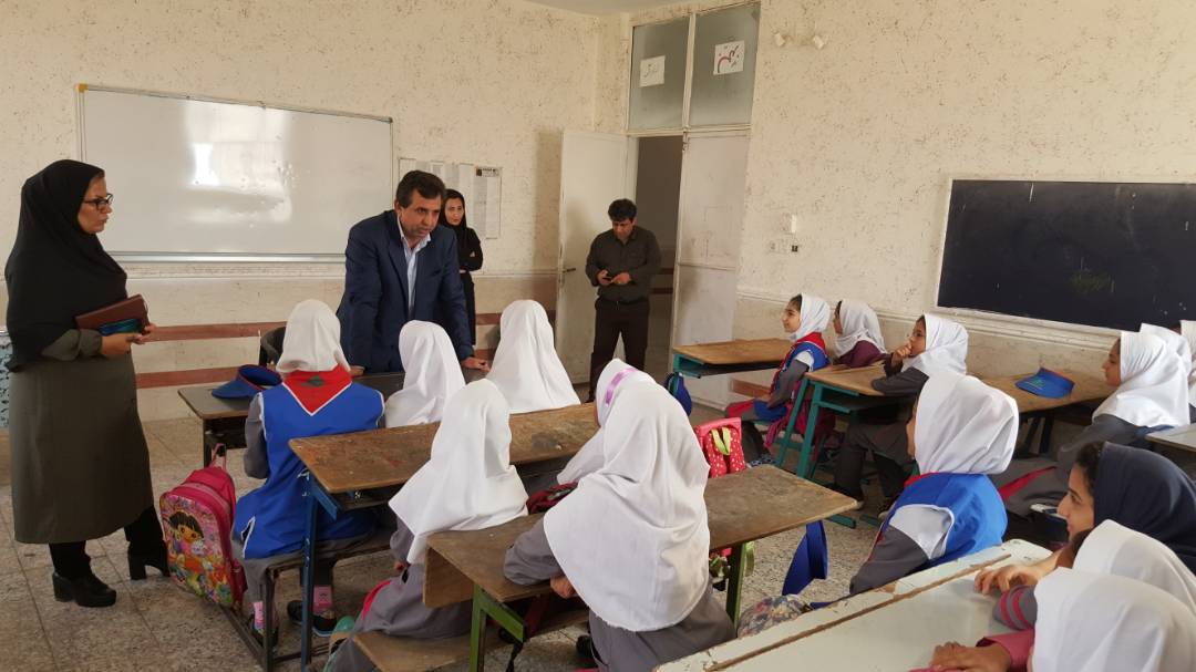 مراسم بازگشایی مدارس اهواز در کوی مندلی با حضور الباجی برگزار شد + تصاویر