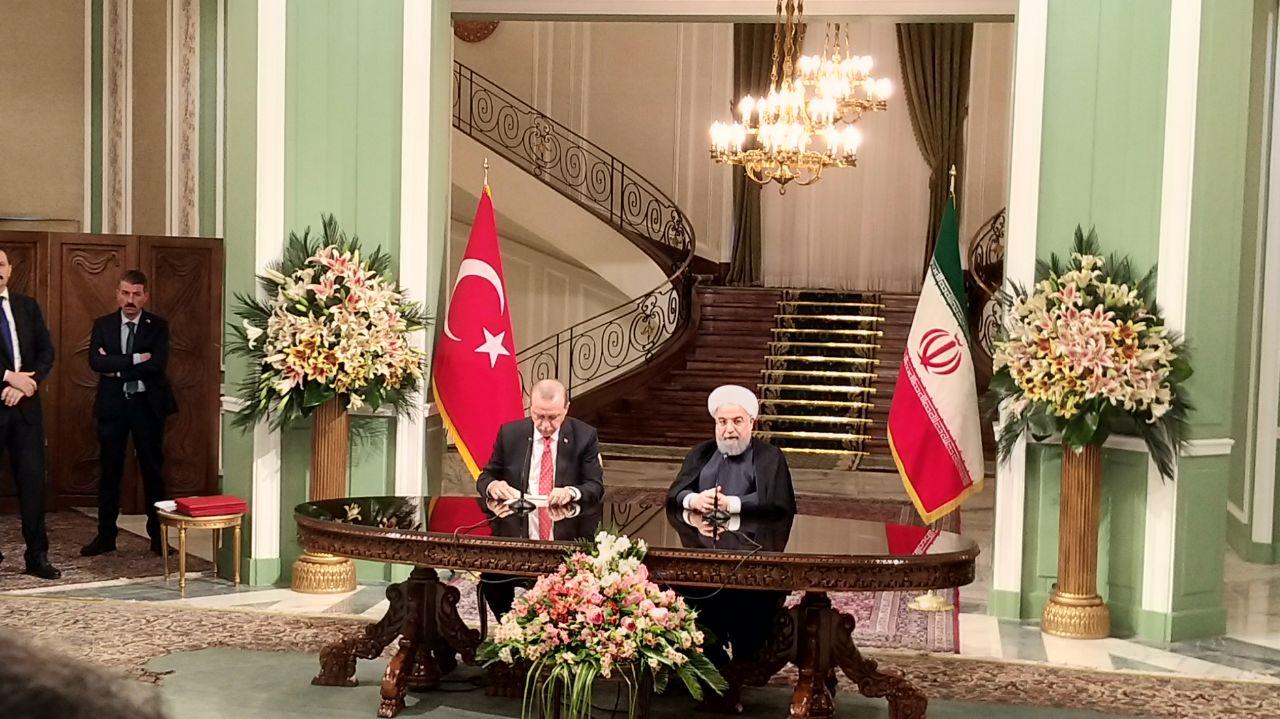 روحانی: تهران، آنکارا و بغداد با اقدامات جدید، اهداف راهبردی خود را در منطقه تامین می‌کنند