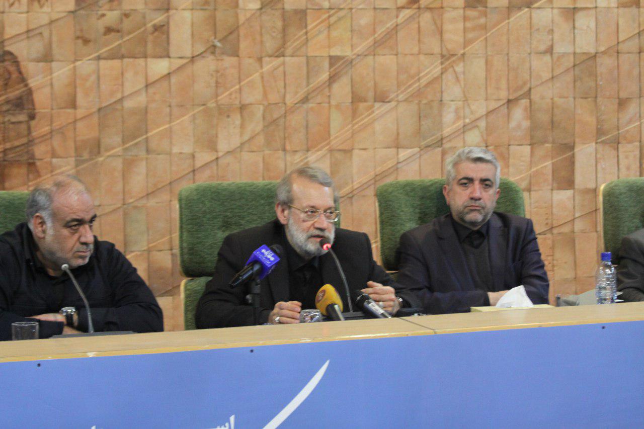 لاریجانی:  ملت ایران همگرایی ملی به نمایش گذاشتند/ به زلزله زدگان به صورت ویژه توجه می شود