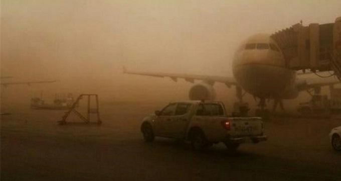 شدت گرد و خاک باعث اختلال در پروازهای فرودگاه اهواز شد