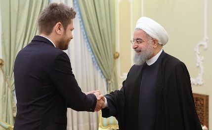 روحانی: برجام پایه مستحکمی برای همکاری‌ گسترده‌تر ایران و اروپا است/ آمریکا دچار خطای محاسباتی است