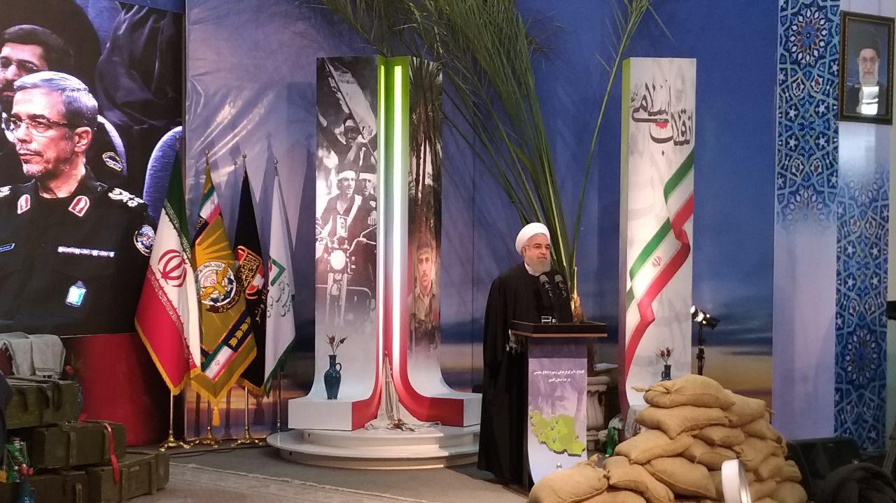 روحانی : قدرت ملی برای صلح است / مشروعیت نرم‌افزار اصلی برای دفاع و جنگ در برابر متجاوز است