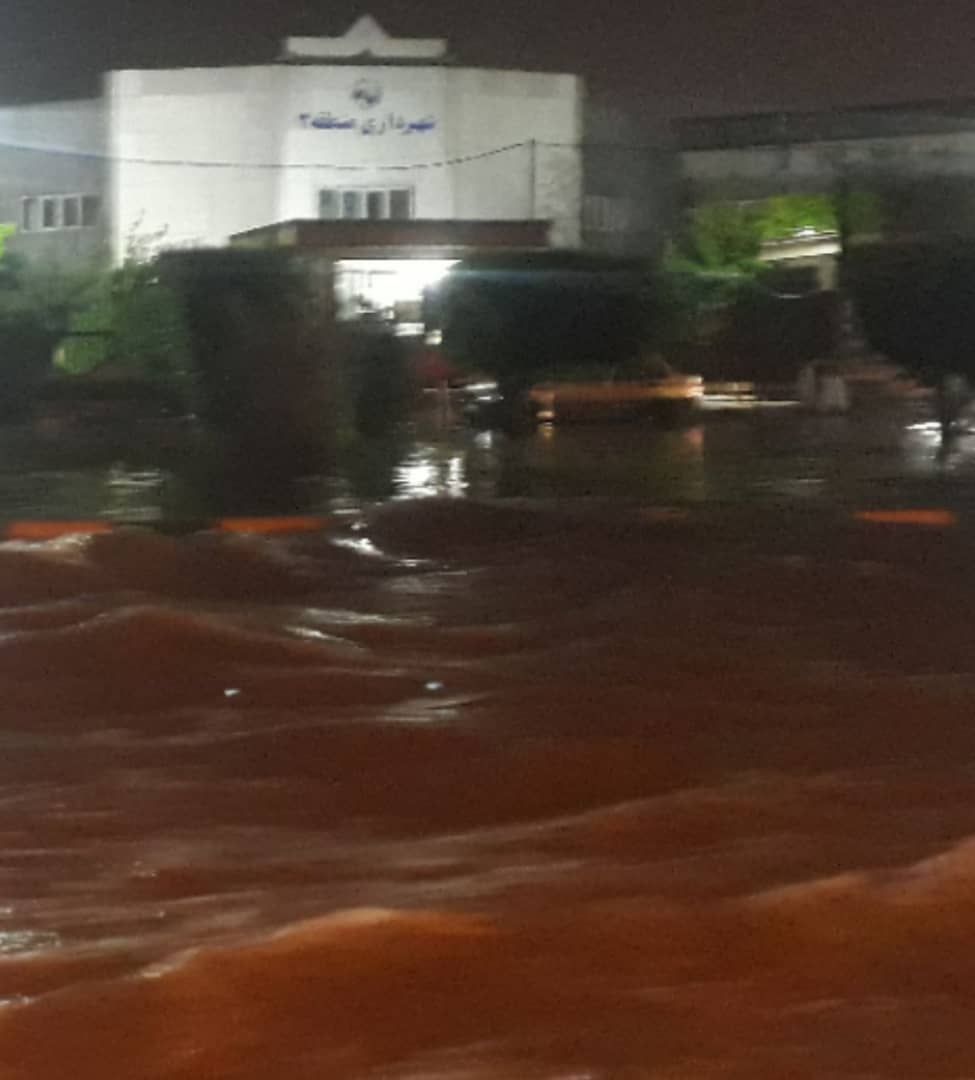 مراکز آموزشی خوزستان بدلیل تدوام بارندگی در روز شنبه تعطیل شد