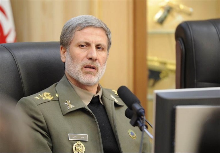 وزیر دفاع : قدرت دفاعی ایران پیام صلح دارد