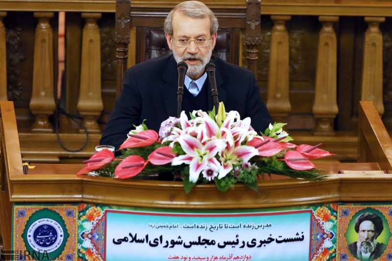 لاریجانی : مجمع تشخیص نمی تواند قانونگذاری کند