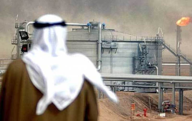 بلومبرگ: عربستان صادرات نفت خود را به شدت کاهش می دهد
