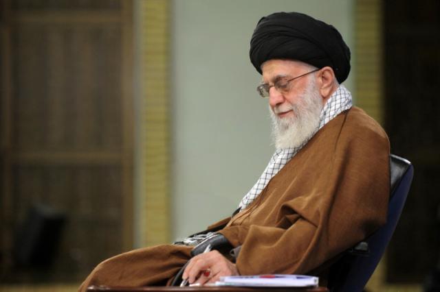 پیام تسلیت رهبر انقلاب اسلامی در پی حادثه تلخ سقوط هواپیمای ارتش