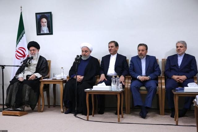 رئیس جمهور و اعضای هیات دولت با رهبر انقلاب اسلامی دیدار کردند