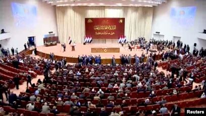 پارلمان عراق برای رسیدگی به مطالبات معترضان جلسه تشکیل می دهد