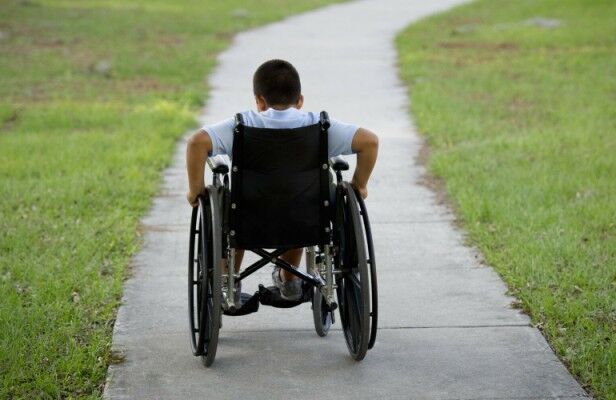 آیین‌نامه تشکیل ستاد هماهنگی و پیگیری مناسب‌سازی برای معلولان ابلاغ شد