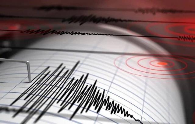 زمین لرزه ۶.۸ ریشتری شرق ترکیه را لرزاند