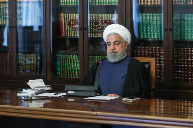 روحانی: وزارت‌ بهداشت شرایط فعالیت کسب وکارها با ریسک متوسط را مشخص‌کند