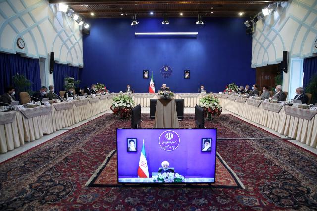 روحانی: ضربه سیاسی به برجام را تحمل نمی‌کنیم