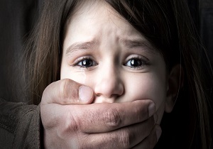 اجبار دختر ۱۱ ساله برای ازدواج با مرد سی و چند ساله در اهواز