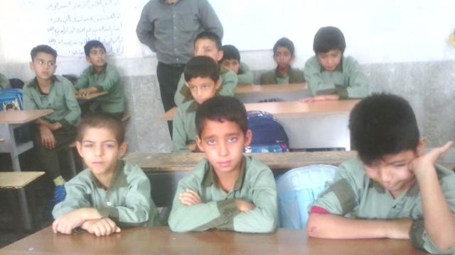 دانش آموزان ماهشهری منتظر تحقق وعده منطقه ویژه اقتصادی پتروشیمی