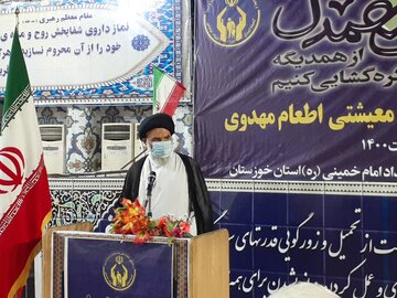نماینده ولی فقیه در خوزستان:نهضت کمک مومنانه همچنان ادامه دارد