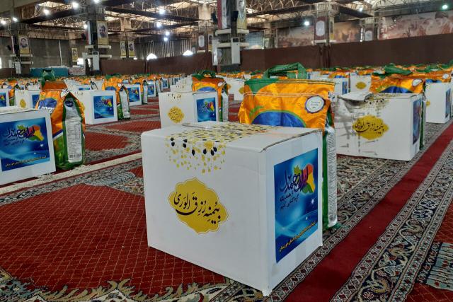 پنج هزار بسته معیشتی با عنوان اطعام مهدوی در خوزستان توزیع شد