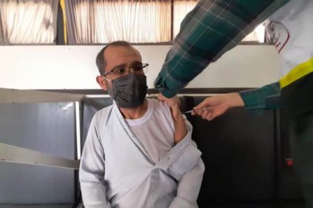چرا خوزستان در رده‌های آخر واکسیناسیون کشور است؟
