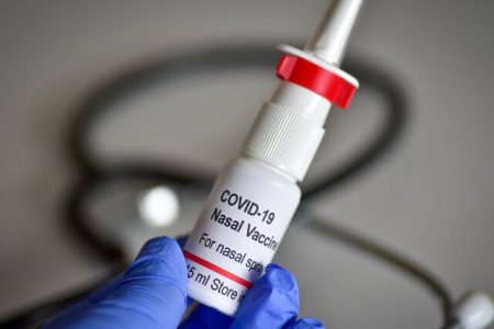 واکسن استنشاقی آسترازنکا در راه است