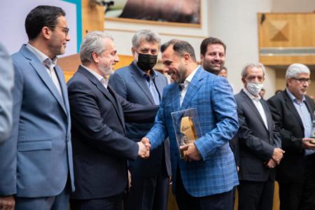 پیام تبریک فرماندار اهواز به مدیرعامل گروه صنعتی نوین چوب تولید کننده برتر کشور
