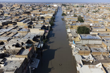 بازگشت به نقطه صفر : خیابان های محلات شرق و غرب اهواز در گرداب آب های سطحی و فاضلاب