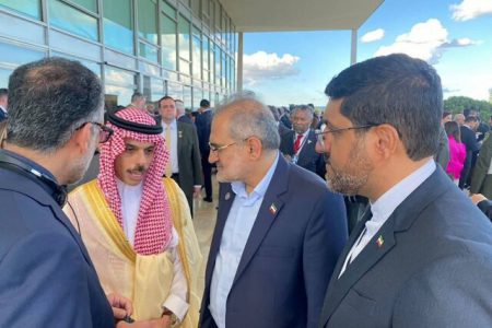 دیدار وزیر خارجه عربستان با معاون رییس جمهور ایران در برزیل