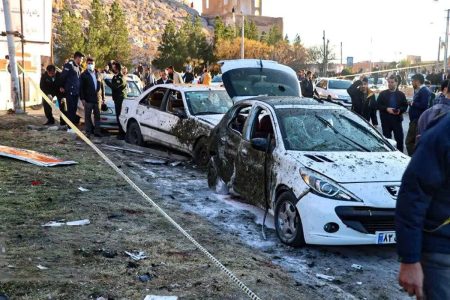 بیانیه جمعی از فعالان فرهنگی – اجتماعی در پی حادثه تروریستی گلزار شهدای کرمان