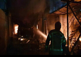 آتش‌سوزی در انبارهای بنکداران اهواز